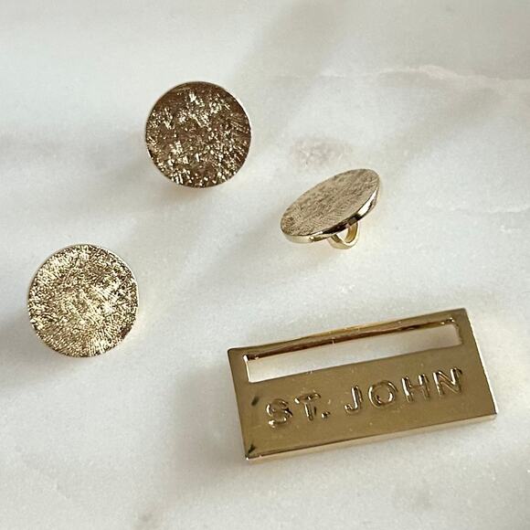St. John Golden Toned Etched Round Buttons Set - Picture 2 of 6